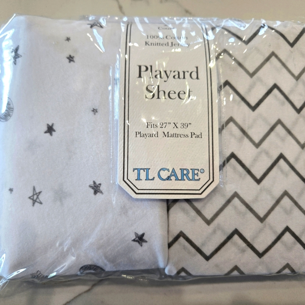 Gray and White Chevron Play Yard Sheets A 2pk